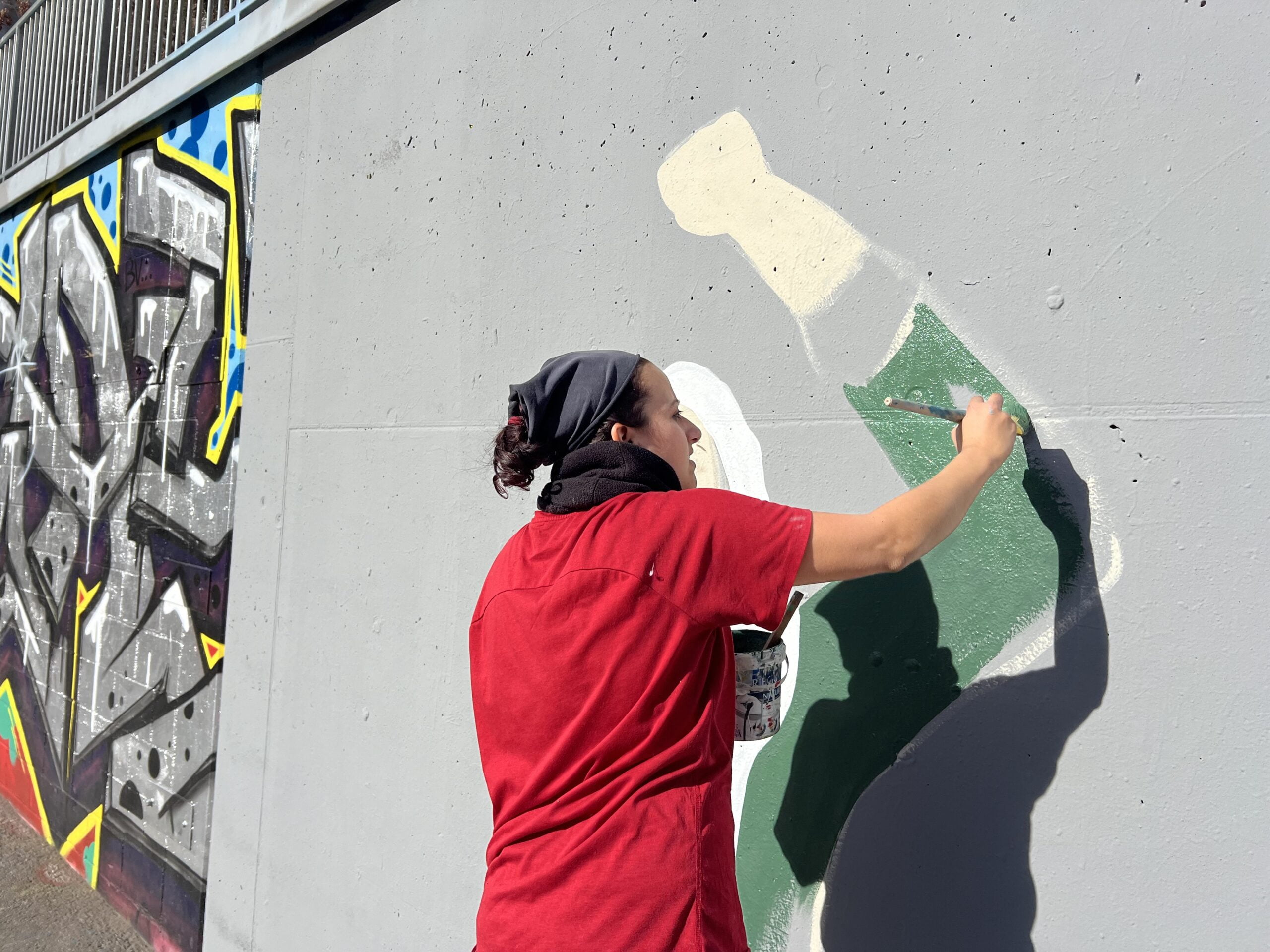 Free tour Barcelona meets painting artist.