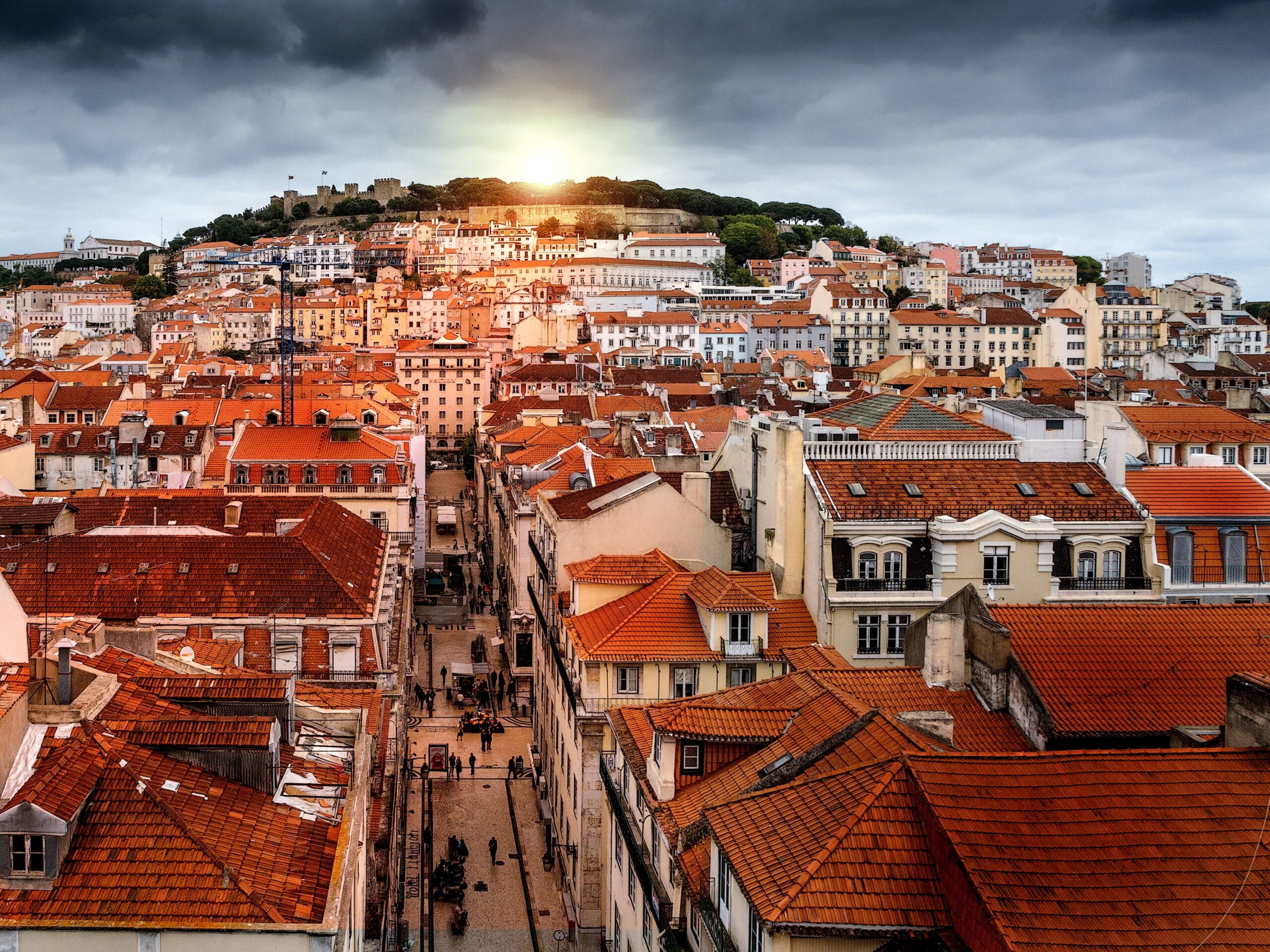 Walking Tour in Lisbon Saint Georges Castle Alfama and Pink Street