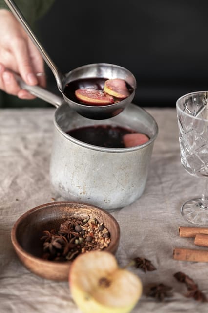 Oslo-Tour-Christmas-wine-tasting