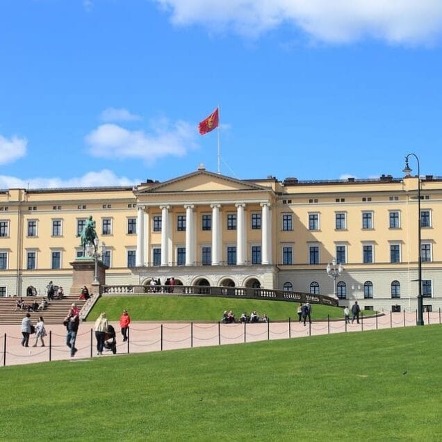 Oslo Tour: History, Art and Secrets Tour