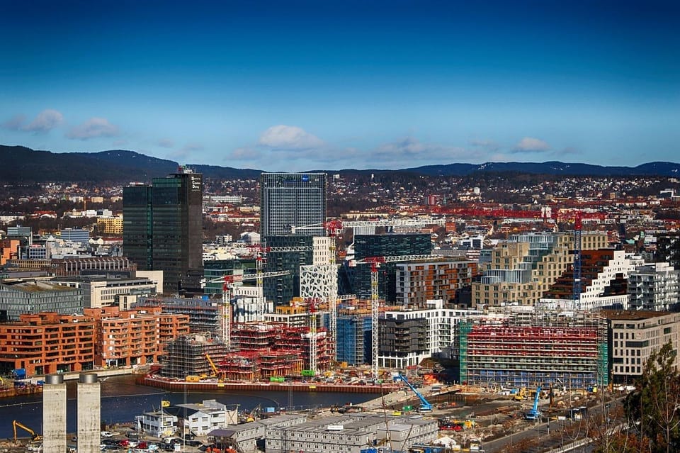 Oslo-Tour-walk-in-the-city