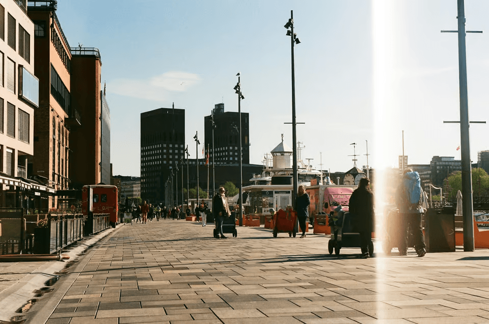 Oslo trip: Explore Oslo’s National Theatre and learn about Ibsen and Norwegian literature.